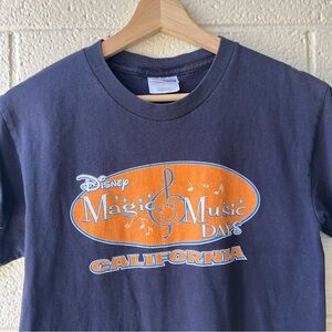 Vintage Disney Land Mickey Mouse T Shirt Size Small Y2K Magic Music Days